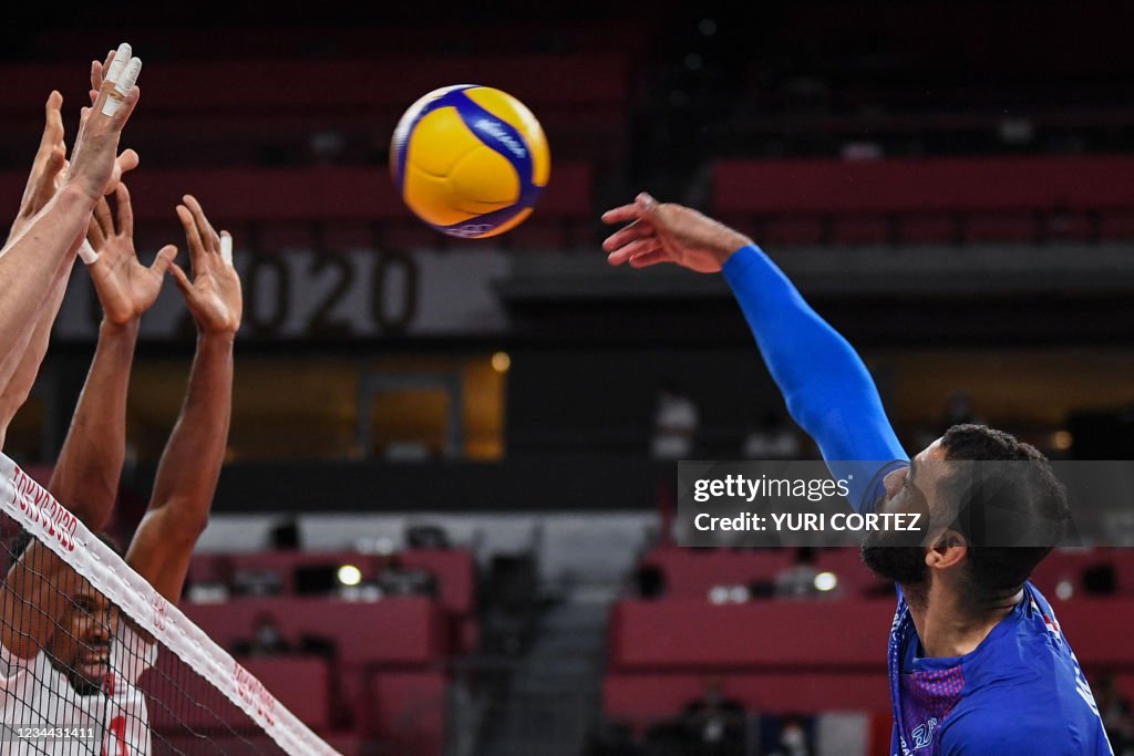 VOLLEYBALL-OLY-2020-2021-TOKYO-POL-FRA
