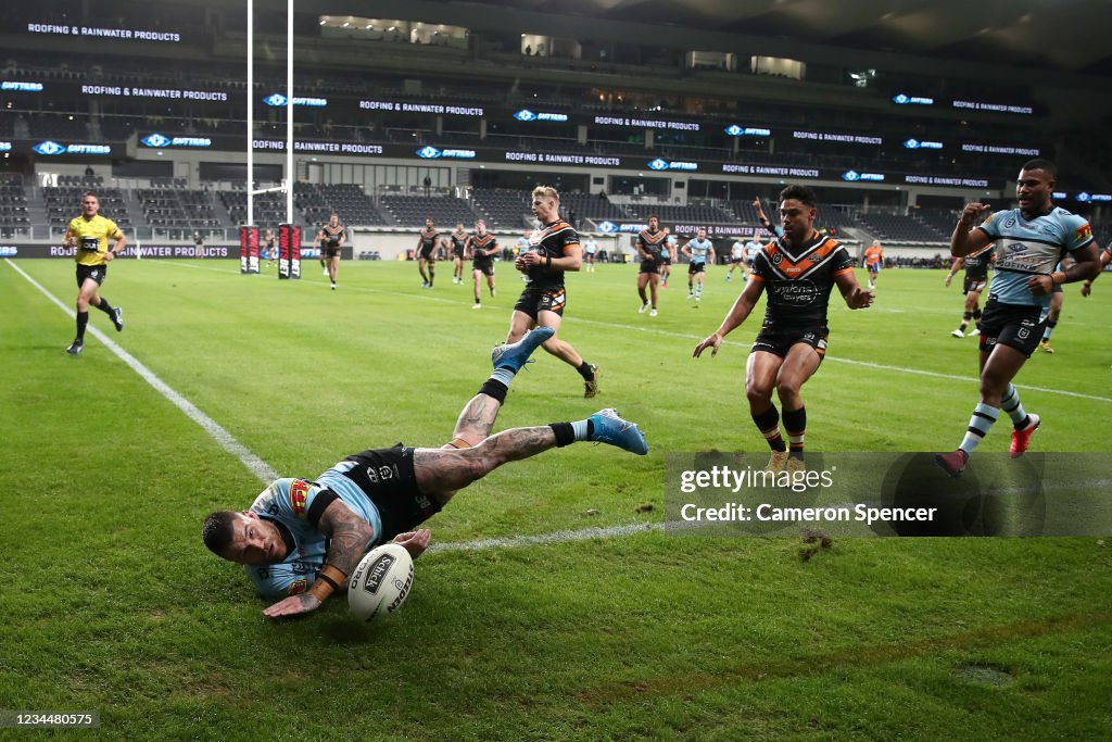 NRL Rd 3 - Sharks v Tigers