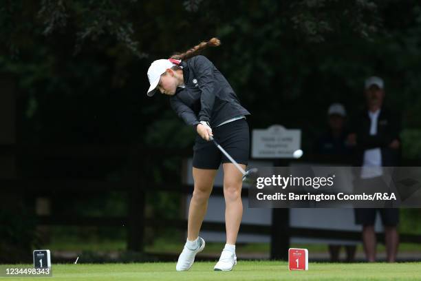 Olivia Lee of England hits off the 1st during the R&A Girls' and Boys' Home Internationals at the Bracken Course, Woodhall Spa Golf Course on August...