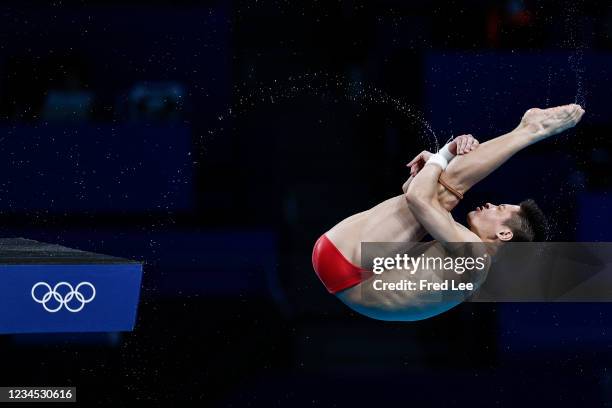 Jian Yang of Team China competes in the Men's 10m Platform Final on day fifteen of the Tokyo 2020 Olympic Games at Tokyo Aquatics Centre on August...