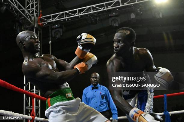 Ivory Fights Box Keita Photos and Premium High Res Pictures - Getty Images