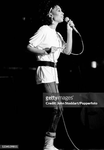 Dee C Lee of The Style Council performing during a concert in support of the National Union of Mineworkers in Mountford Hall at Liverpool University...