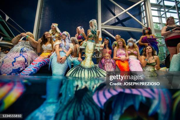 Mermen Center Mermen Photos and Premium High Res Pictures - Getty Images