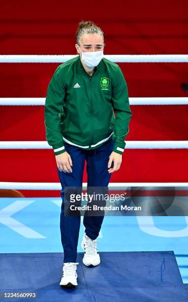 Tokyo , Japan - 8 August 2021; Kellie Harrington of Ireland steps onto the podium during the medal ceremony after defeating Beatriz Ferreira of...