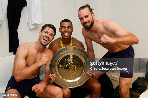 Marco van Ginkel of PSV, Cody Gakpo of PSV, Davy Propper of PSV with Johan Cruijff Trophy during the Dutch Johan Cruijff Schaal match between Ajax v...