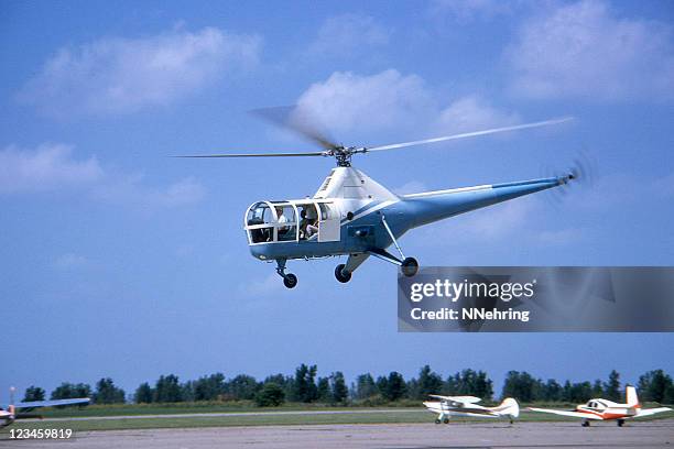 helicopter 1964 sikorsky h5 - sikorsky helicopter stock pictures, royalty-free photos & images