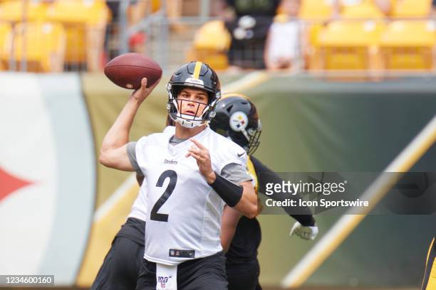 Pittsburgh Steelers quarterback Mason Rudolph looks for a receiver during Pittsburgh Steelers training camp on August 7, 2021 at Heinz Field In...