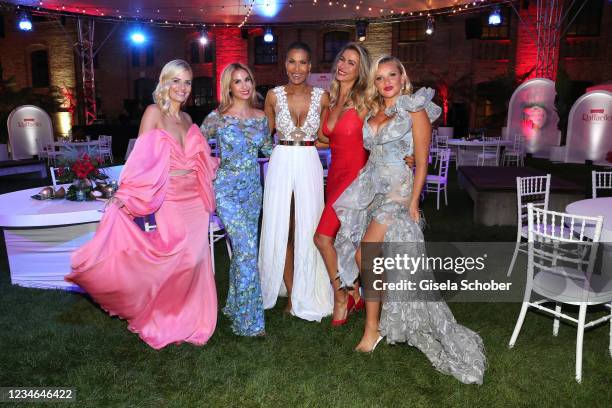 Susan Sideropoulos, Sila Sahin, Marie Amiere, Yasmina Filali and Evelyn Burdecki during the Raffaello Summer Dinner 2021 on August 12, 2021 at KPM,...