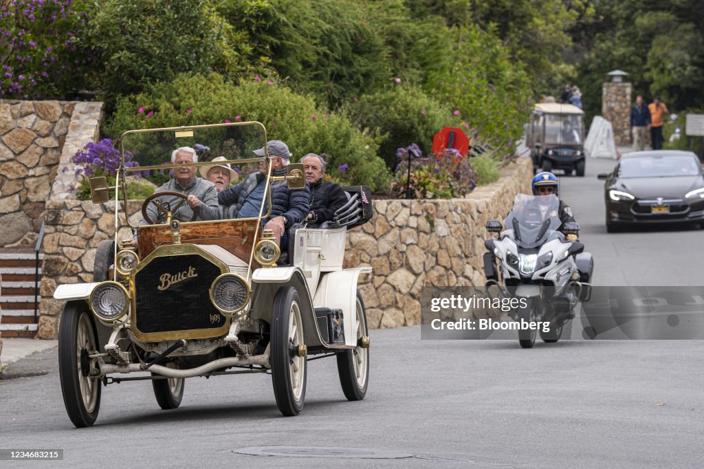 Pebble Beach Concours d'Elegance Classic Car Show And Auction
