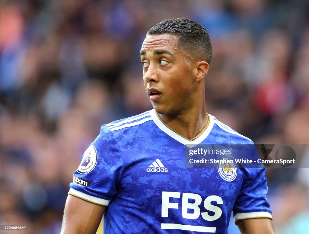 Leicester City v Wolverhampton Wanderers - Premier League