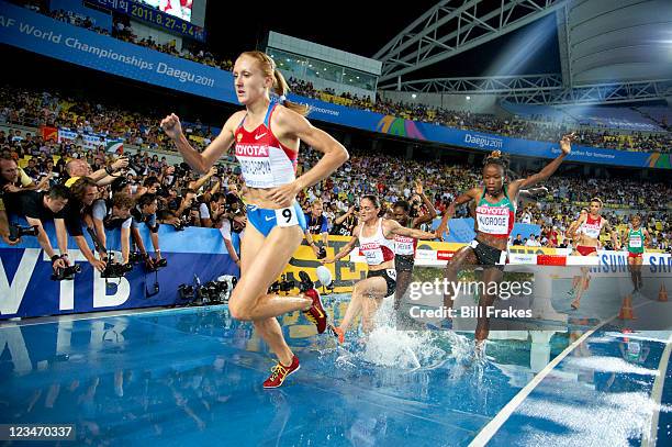 13th IAAF World Championships in Athletics: Russia Yuliya Zaripova in action during Women's 3000M Steeplechase final at Daegu Stadium. Zaripova wins...