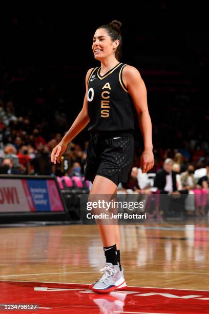 Kelsey Plum Photos and Premium High Res Pictures - Getty Images