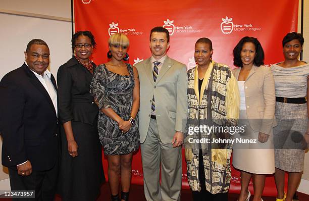 28 Donald E Williams Jr Stock Photos, High-Res Pictures, and Images ...