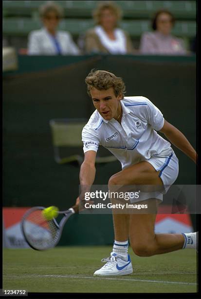 MATS WILANDER OF SWEDEN HITS A FOREHAND DURING THE AUSTRALIAN OPEN CHAMPIONSHIPS IN MELBOURNE.