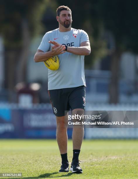 Dean Cox in action during the Sydney Swans training session at North Port Oval on August 19, 2021 in Melbourne, Australia.