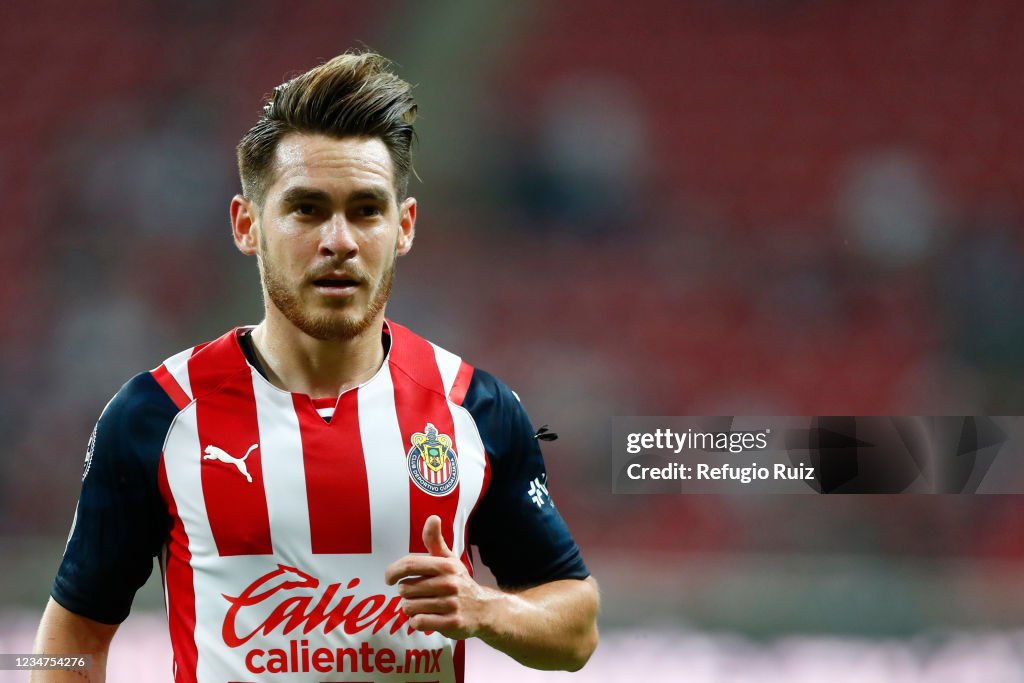 Chivas v Leon - Torneo Apertura 2021 Liga MX