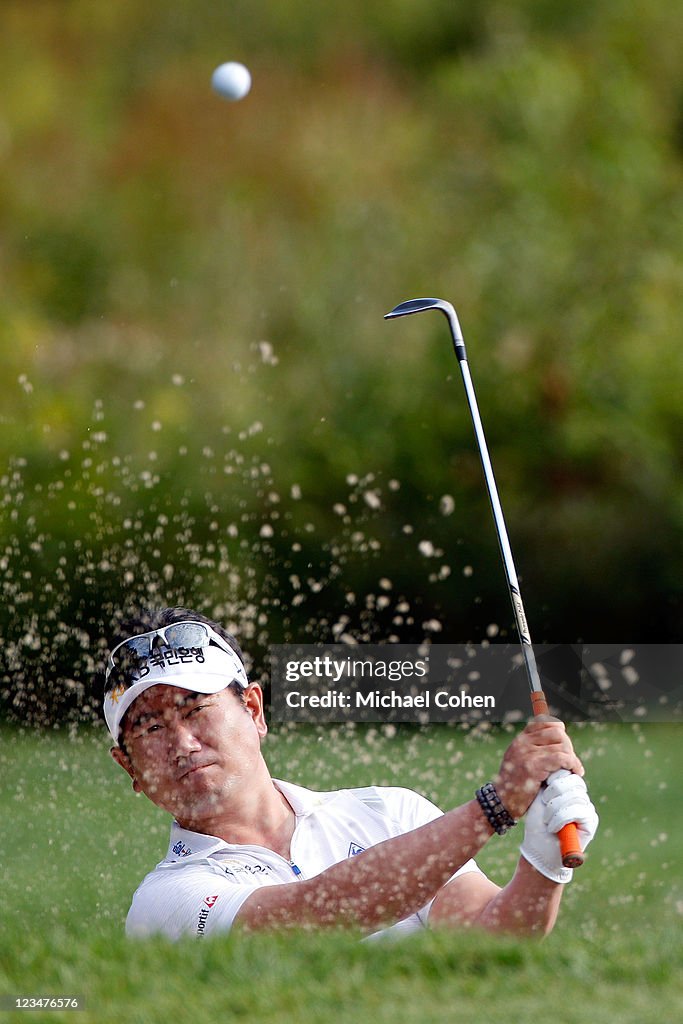 Deutsche Bank Championship - Round Two