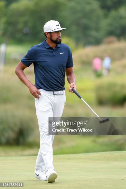 Tony Finau with putter at the 17th hole during the second round of THE NORTHERN TRUST at Liberty National Golf Club on August 20, 2021 in Jersey...