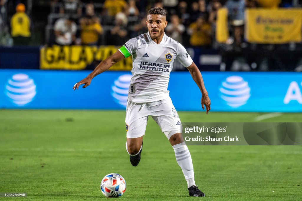 San Jose Earthquakes v Los Angeles Galaxy