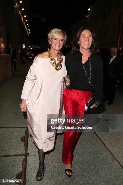 Fuerstin Gloria von Thurn und Taxis and Alessandra Borghese attend the premiere of "Tosca" during the Salzburg Opera Festival 2021 at grosses...