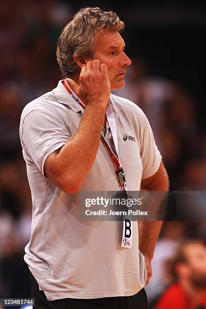 Head coach Per Carlen of Hamburg gestures during the Toyota Handball Bundesliga match between HSV Hamburg and TuS N-Luebbecke at the o2 World Arena...