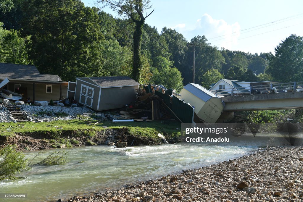 Flash floods in Tennessee