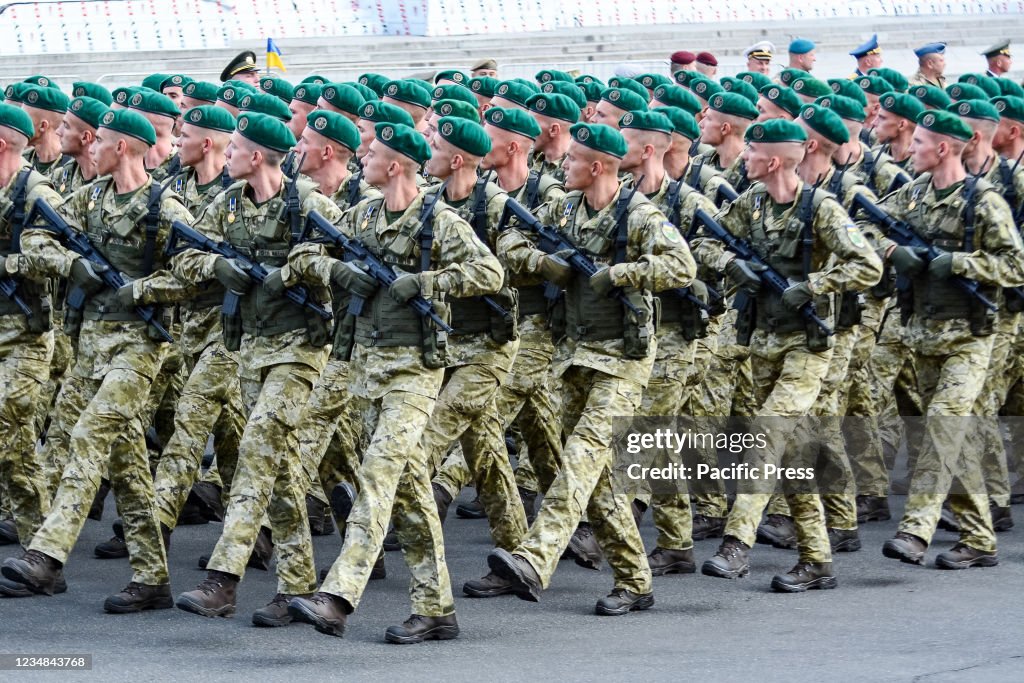 Ukrainian armed forces units participate in a rehearsal of...