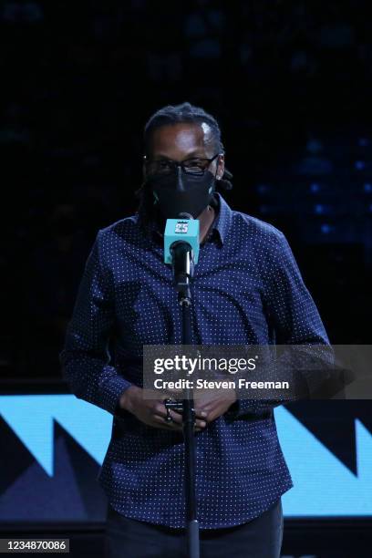 Legend, Crystal Robinson speaks to the crowd after she is inducted into the New York Liberty Ring of Honor during halftime of the game between the...