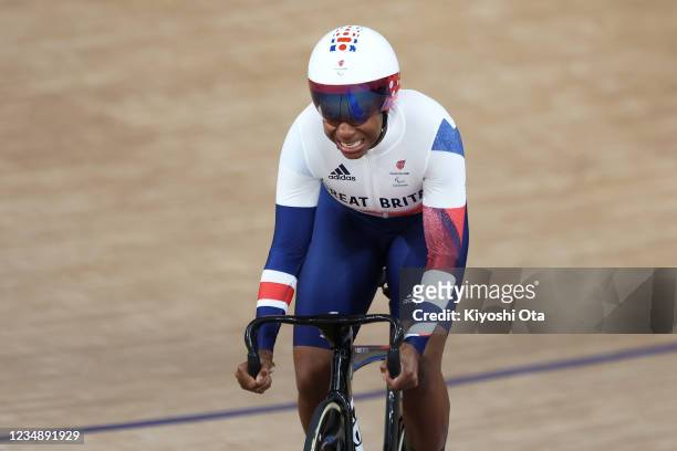 Kadeena Cox of Team Great Britain competes in the Track Cycling Women's C4-5 500m Time Trial on day 3 of the Tokyo 2020 Paralympic Games at Izu...