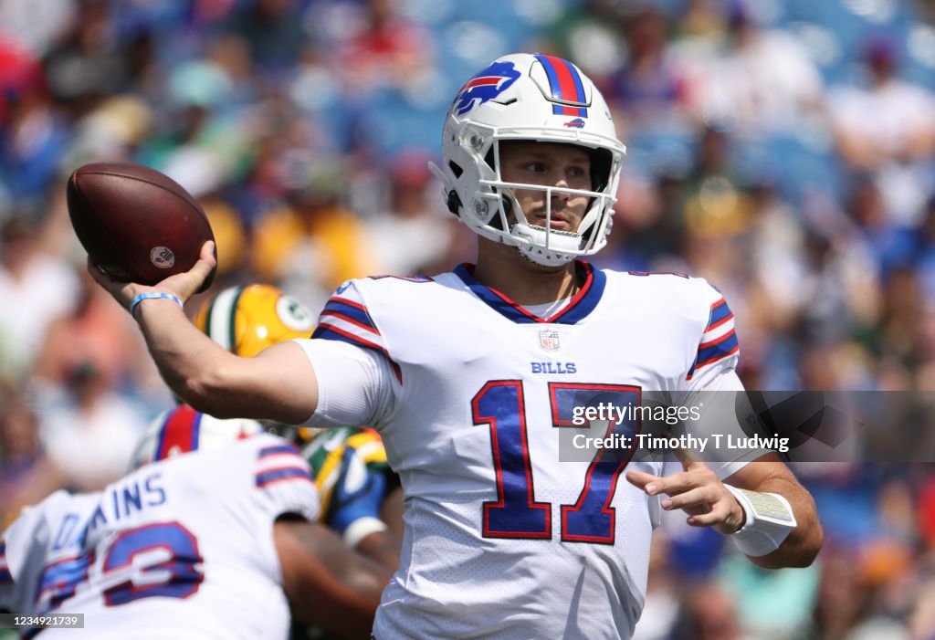 Green Bay Packers v Buffalo Bills