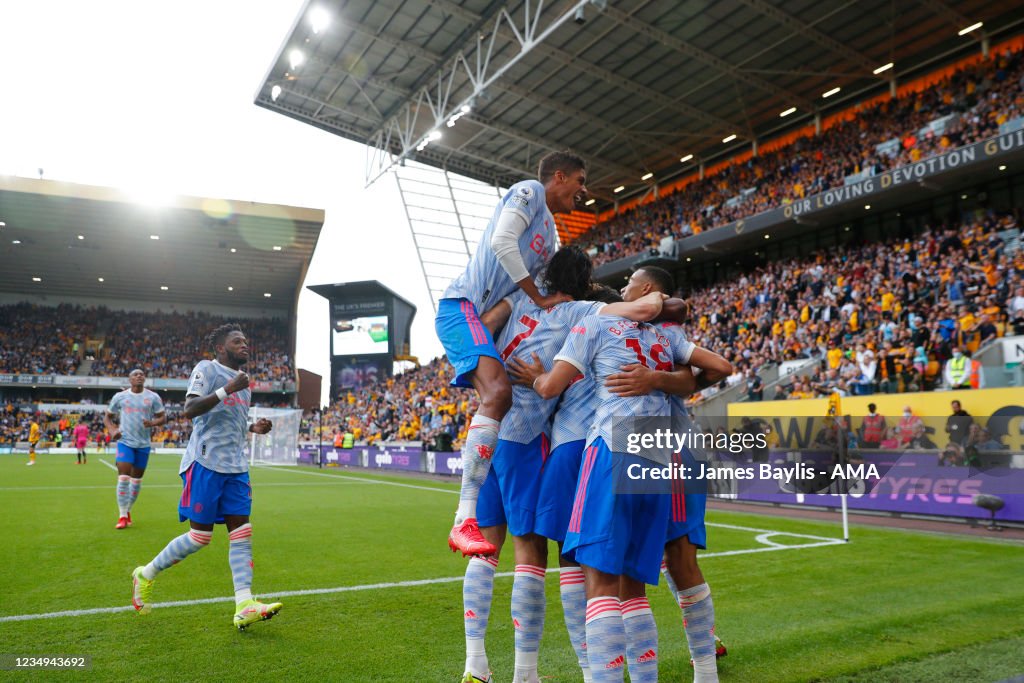 Wolverhampton Wanderers v Manchester United - Premier League