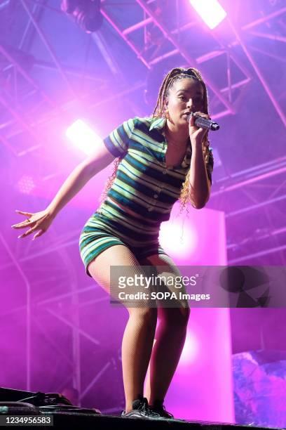 British pop singer Ella McMahon, stage name Ella Eyre, known for her collaboration with Rudimental, winning the 2014 Brit Award, performing live on...