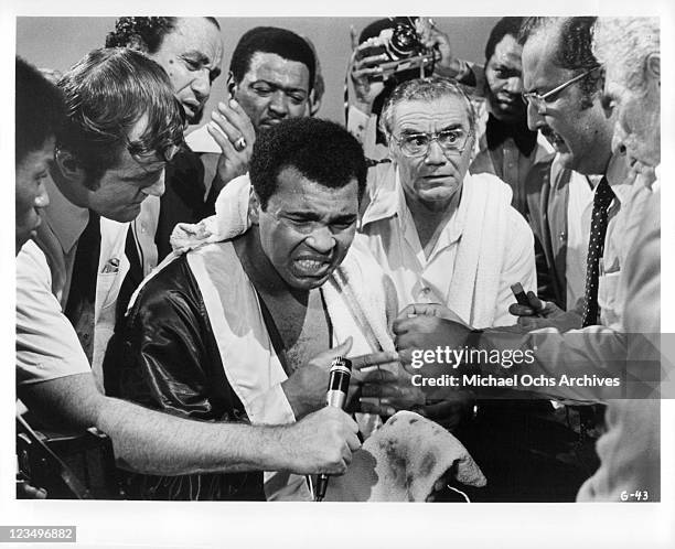 Toheed Ali 230 Muhammad Ali Greatest Fight Stock Photos, High-Res Pictures, and ...