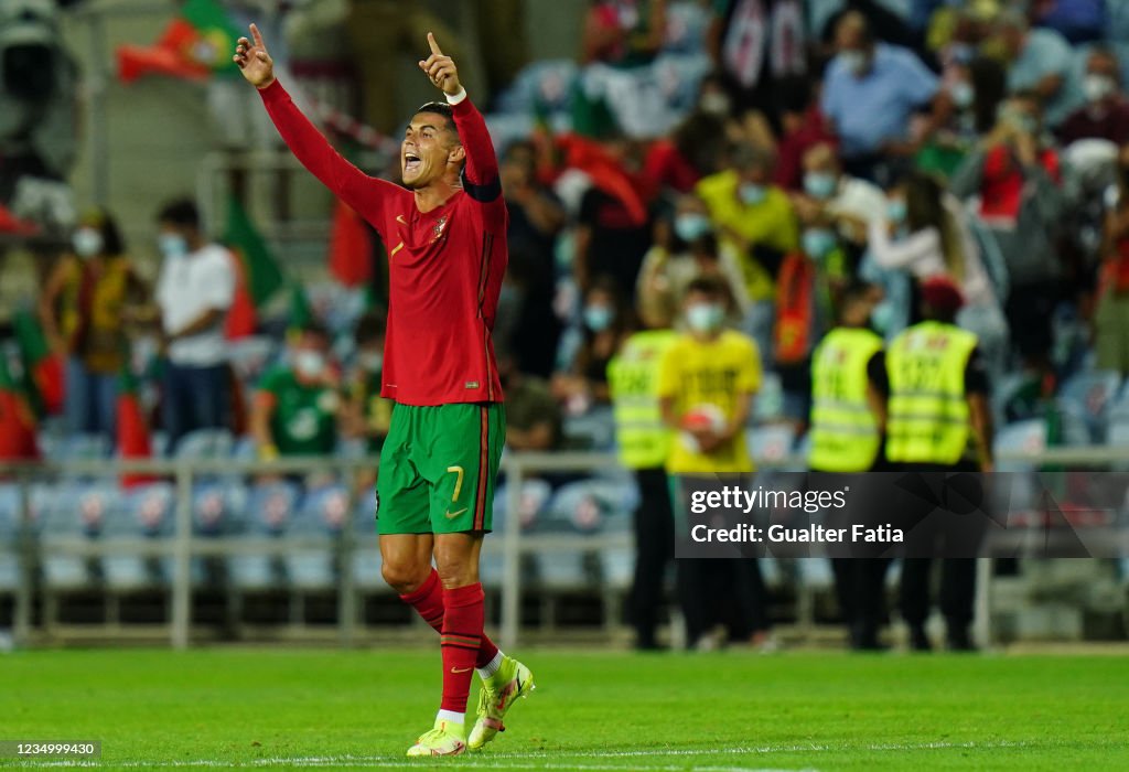Portugal v Republic of Ireland - World Cup 2022 Qualifier