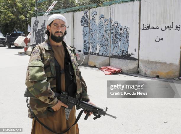 Talib Guard 36,066 Taliban Soldier Stock Photos, High-Res Pictures, and Images ...