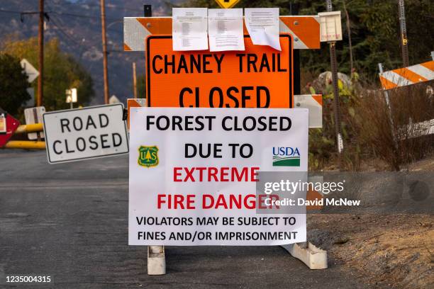 Nps Closure Sign National Forest Sign Photos and Premium High Res Pictures - Getty Images