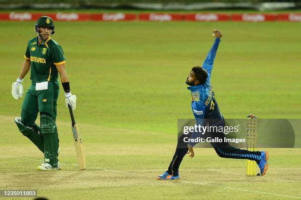 Sri Lankan bowler Wanidu Hasaranga bowls during the 1st ODI match between Sri Lanka and South Africa at R.Premadasa Stadium on September 02, 2021 in...