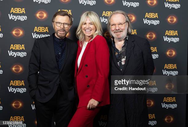 Zoe Ball poses with Björn Ulvaeus and Benny Andersson of ABBA during the London launch of ABBA 'Voyage' on September 2, 2021 in London, United...