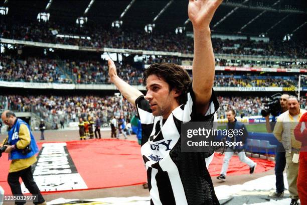 Alessandro Del Piero of Juventus FC celebrates Juventus ' victory against Inter with tifosi during the Serie A match between Juventus FC and Inter...