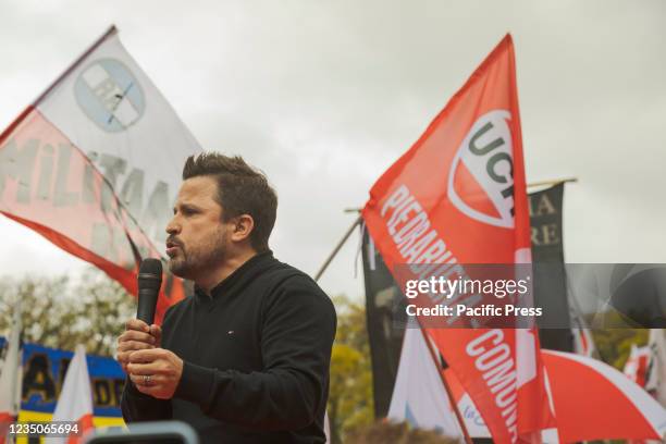 Martin Tetaz giving his speech in Houssay Square. In the framework of the primary, open, simultaneous and mandatory elections , the Union Civica...