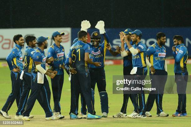 Sri Lankan players celebrate the wicket of Janneman Malan of Proteas during the 3rd ODI match between Sri Lanka and South Africa at R. Premadasa...