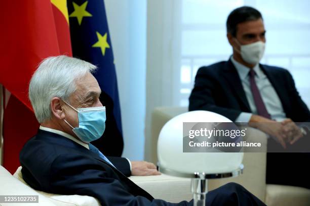 Madrid Spain; .- President of Chile, Sebastián Piñera, receives his Spanish counterpart Pedro Sánchez at the Moncloa Palace, during a tour of Europe...