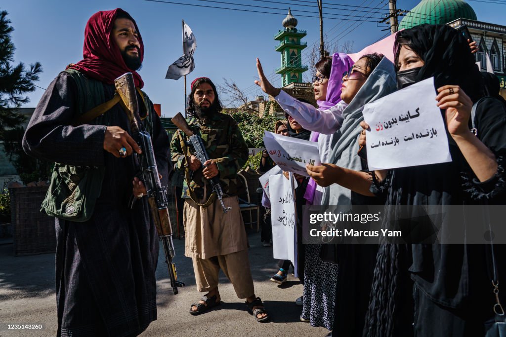 WOMEN PROTEST KABUL