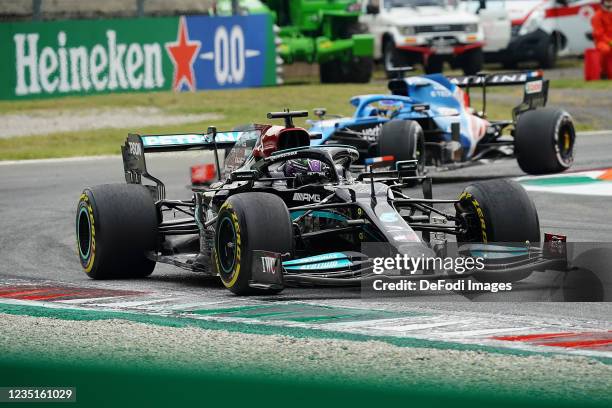 Lewis Hamilton , Mercedes-AMG Petronas Formula One Team, Fernando Alonso , Alpine F1 Team during practice ahead of the F1 Grand Prix of Italy at...