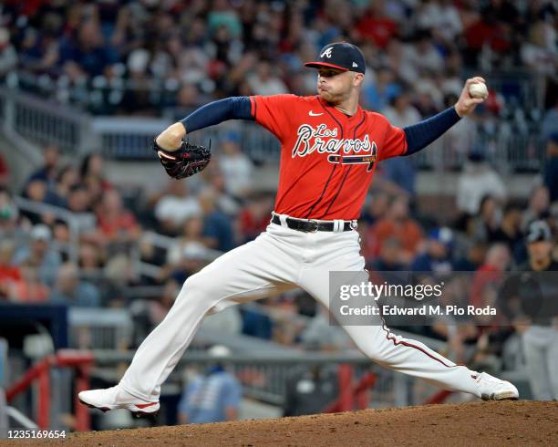 Sean Newcomb of the Atlanta Braves pitches in the sixth inning against the Miami Marlins at Truist Park on September 10, 2021 in Atlanta, Georgia.