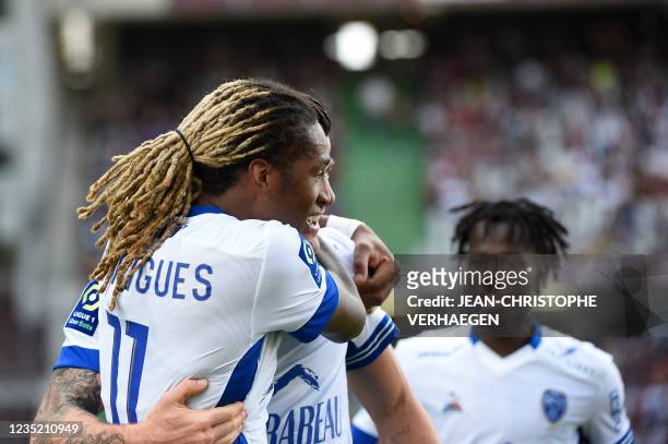 Troyes' Portuguese-Luxembourger forward Gerson Rodrigues celebrates after scoring a goal during the French L1 football match between FC Metz and ES...