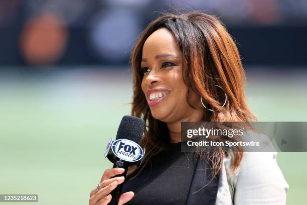 Pam Oliver of Fox Sports broadcasts from the sidelines during the 2021 Week 1 NFL game between the Atlanta Falcons and the Philadelphia Eagles on...