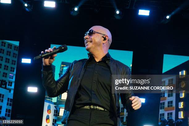 Pitbull Rapper Performance 3,967 Pitbull Rapper Stock Photos, High-Res Pictures, and Images ...