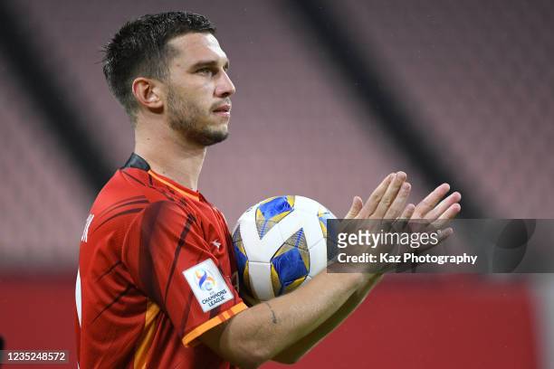 Jakub Swierczok of Nagoya Grampus cheers to supporters during the AFC Champions League round of 16 match between Nagoya Grampus and Daegu FC at the...