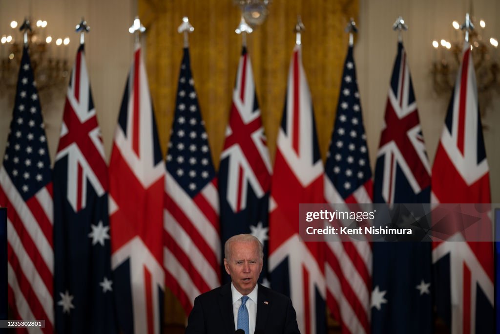 President Biden announces that the US will share nuclear submarine technology with Australia